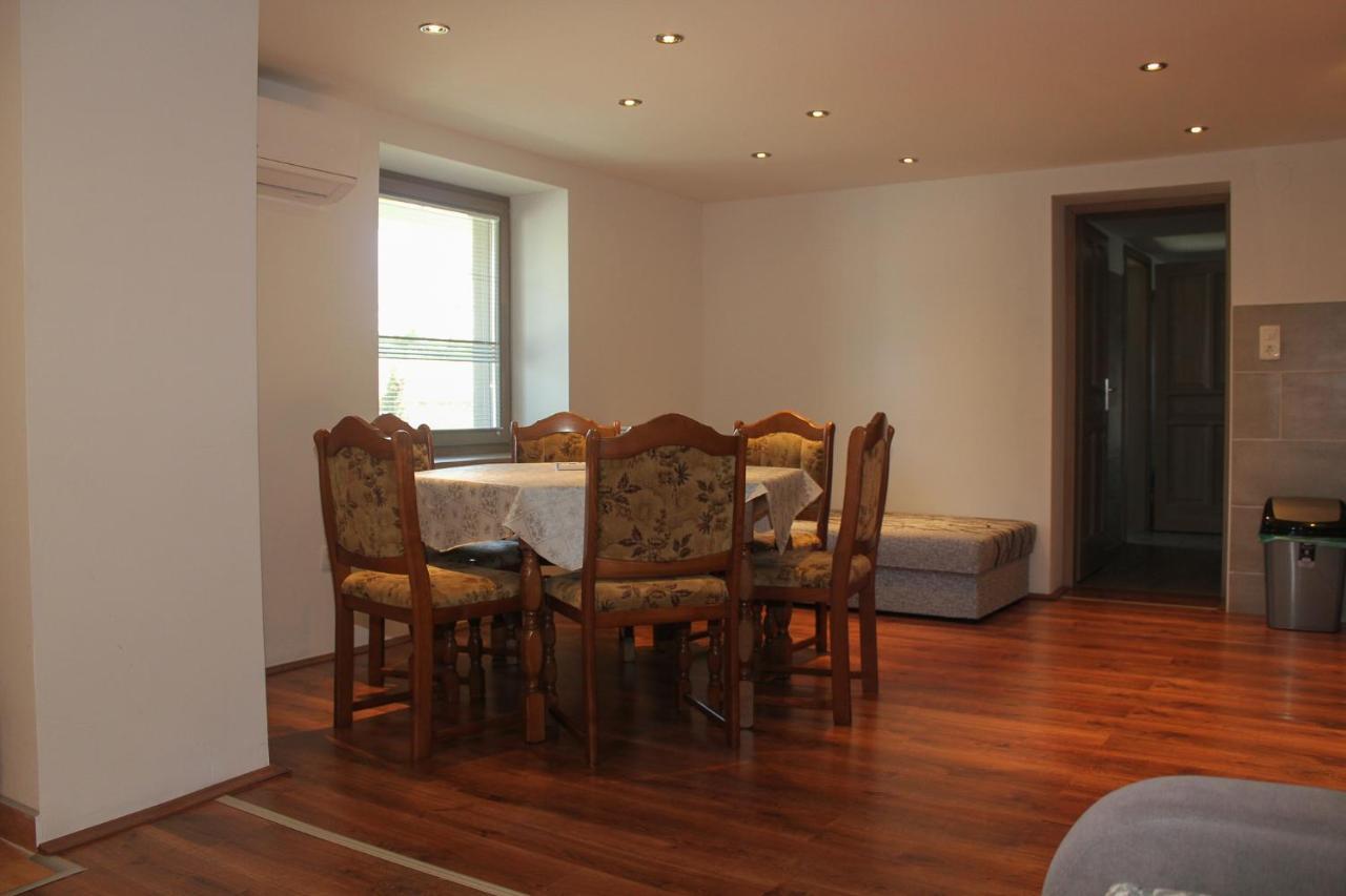 Das Blaue Haus Guesthouse - Kovacshida Екстер'єр фото